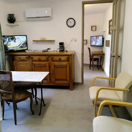 Climatisé Avec Jardin Et Parking Pour 2 Personnes En Bord De Apartamento La Ciotat