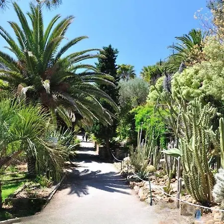 Climatise Avec Jardin Et Parking Pour 2 Personnes En Bord De *